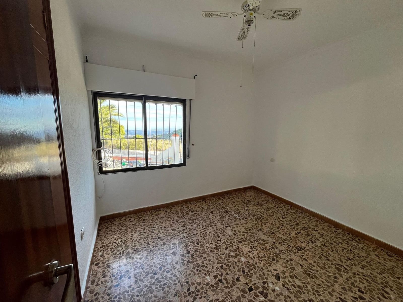 4 bedroom Villa for sale in Aledo - € 145,000 (Ref: 9433630)