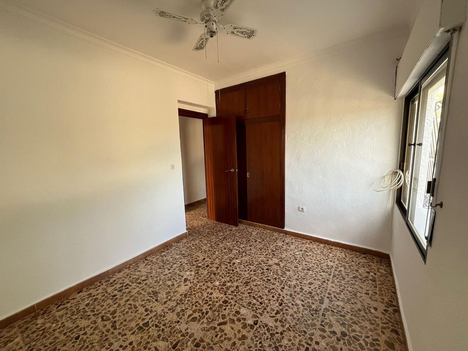 4 bedroom Villa for sale in Aledo - € 145,000 (Ref: 9433630)