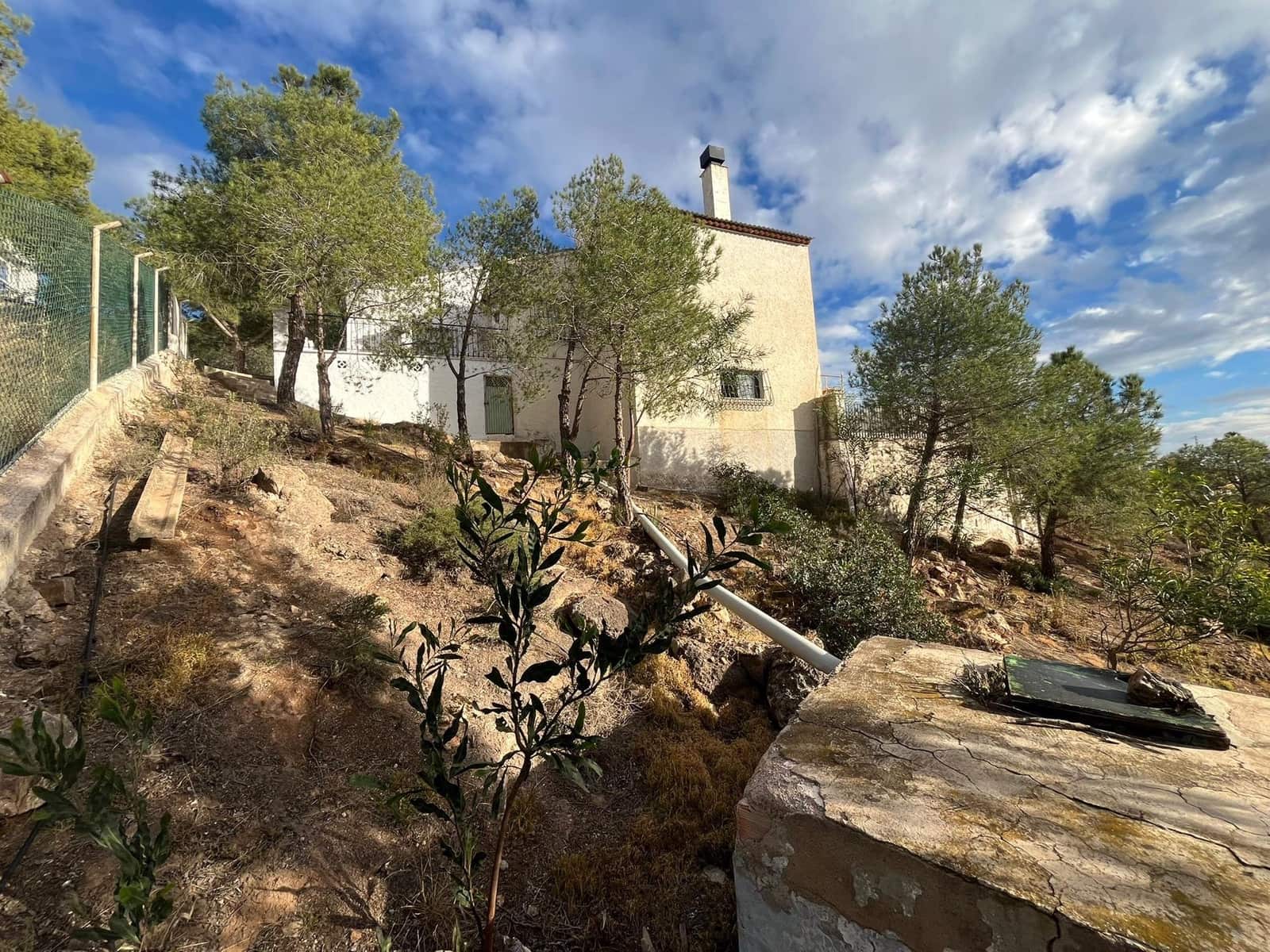 4 bedroom Villa for sale in Aledo - € 145,000 (Ref: 9433630)