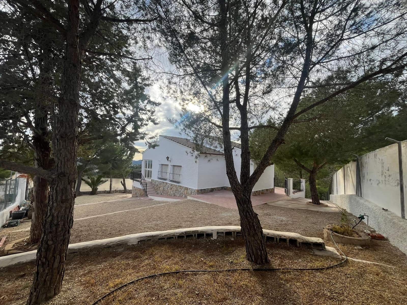 4 bedroom Villa for sale in Aledo - € 145,000 (Ref: 9433630)