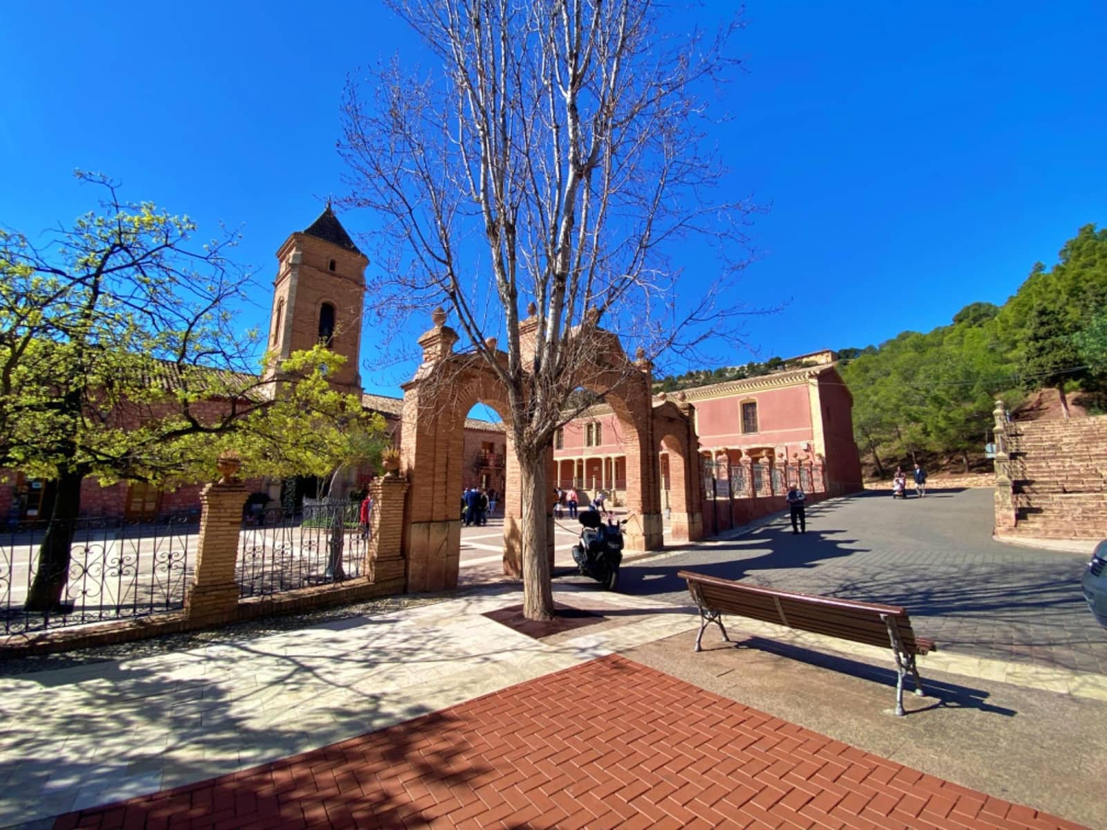 56 bedroom Hotel for sale in Aledo - € 875,000 (Ref: 9446454)