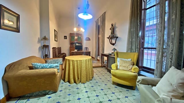 9 soverom Hus til salgs i Totana med garasje - € 300 000 (Ref: 9452230)