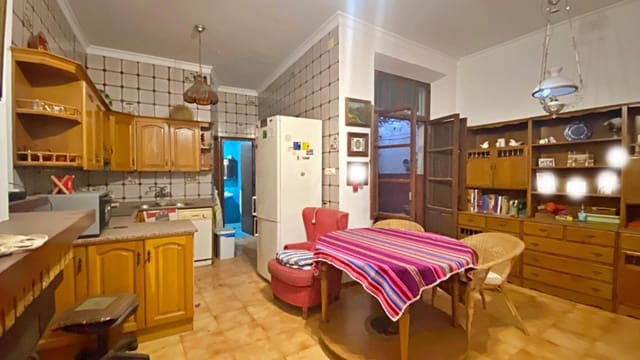 9 soverom Hus til salgs i Totana med garasje - € 300 000 (Ref: 9452230)