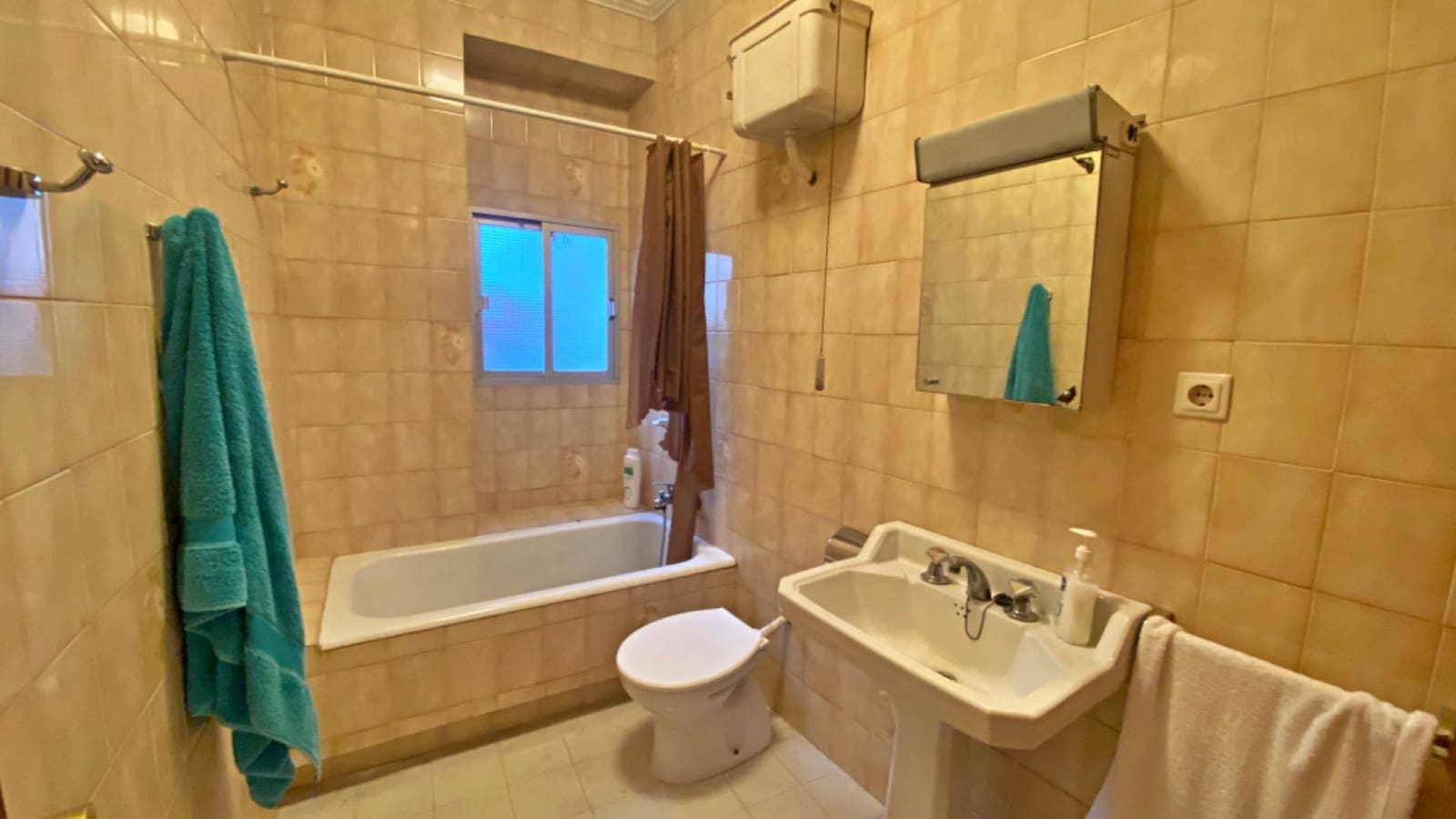 9 sovrum Hus till salu i Totana med garage - 300 000 € (Ref: 9452230)