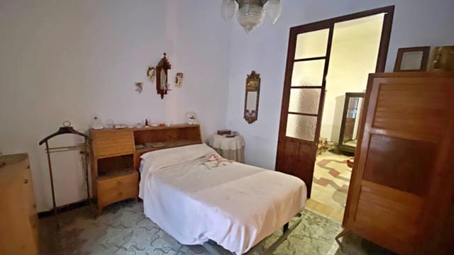 9 soverom Hus til salgs i Totana med garasje - € 300 000 (Ref: 9452230)