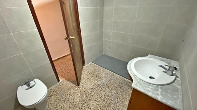 4 sypialnia Apartament na sprzedaż w Totana z garażem - 108 000 € (Ref: 9452804)