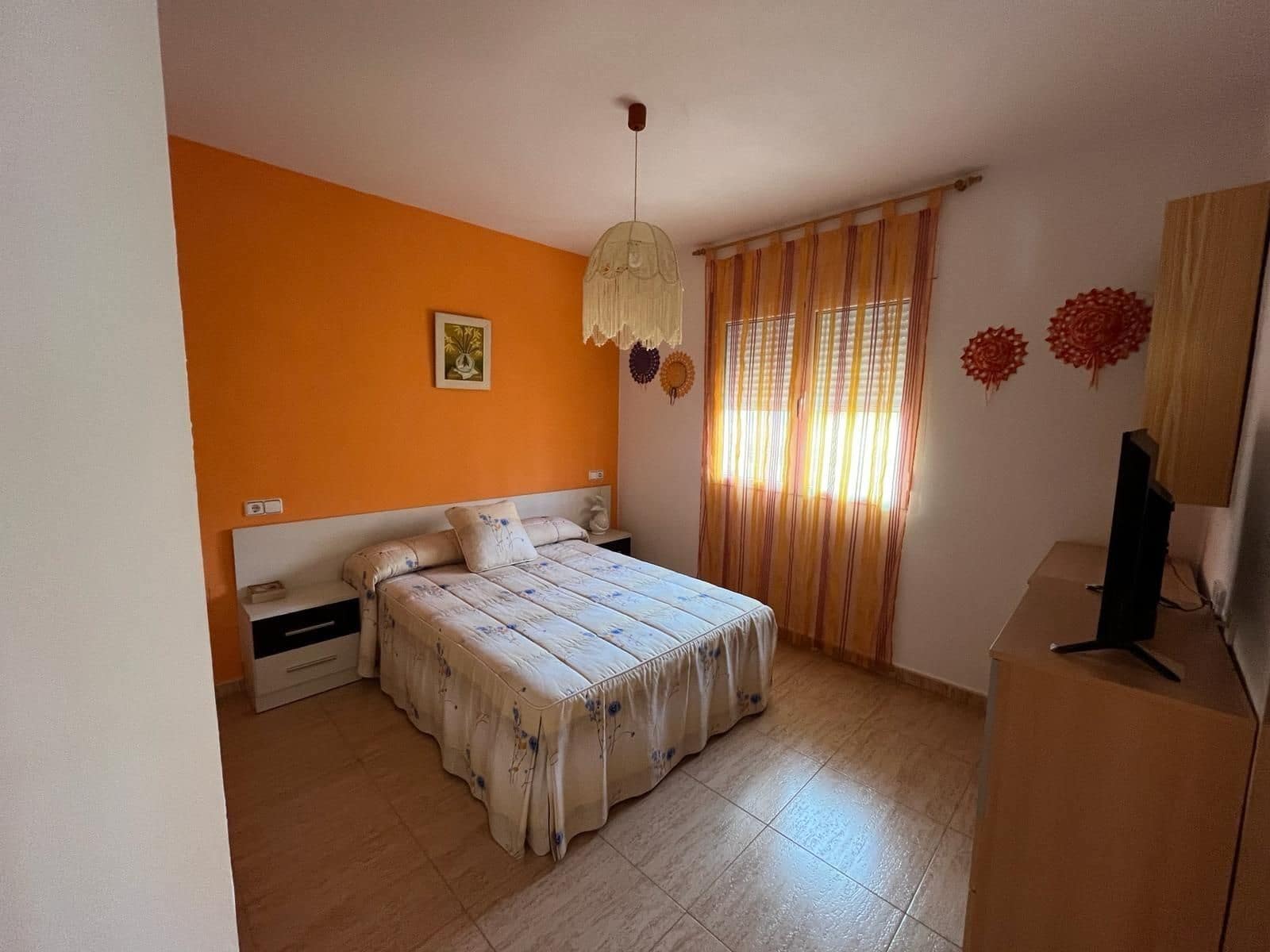 Chalet de 5 habitaciones en El Pareton en venta con garaje - 250.000 € (Ref: 9468545)