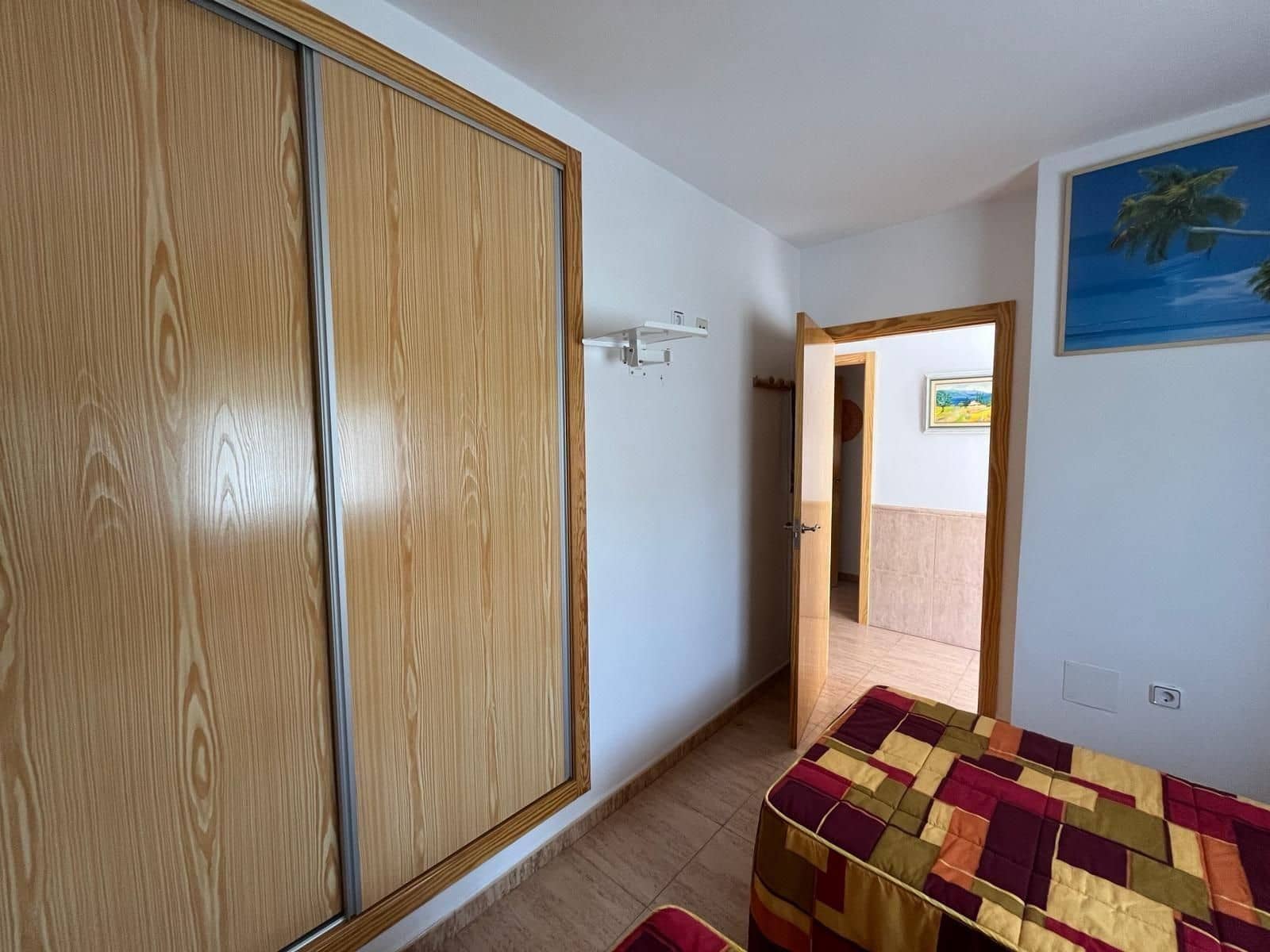 Chalet de 5 habitaciones en El Pareton en venta con garaje - 250.000 € (Ref: 9468545)