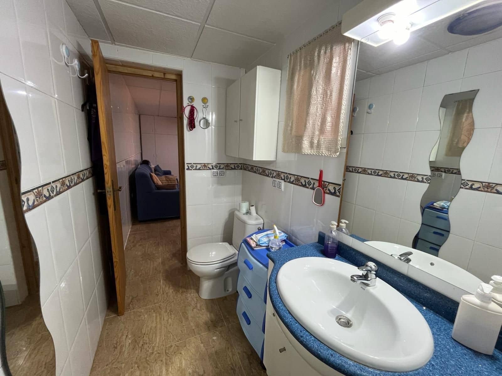 Chalet de 5 habitaciones en El Pareton en venta con garaje - 250.000 € (Ref: 9468545)