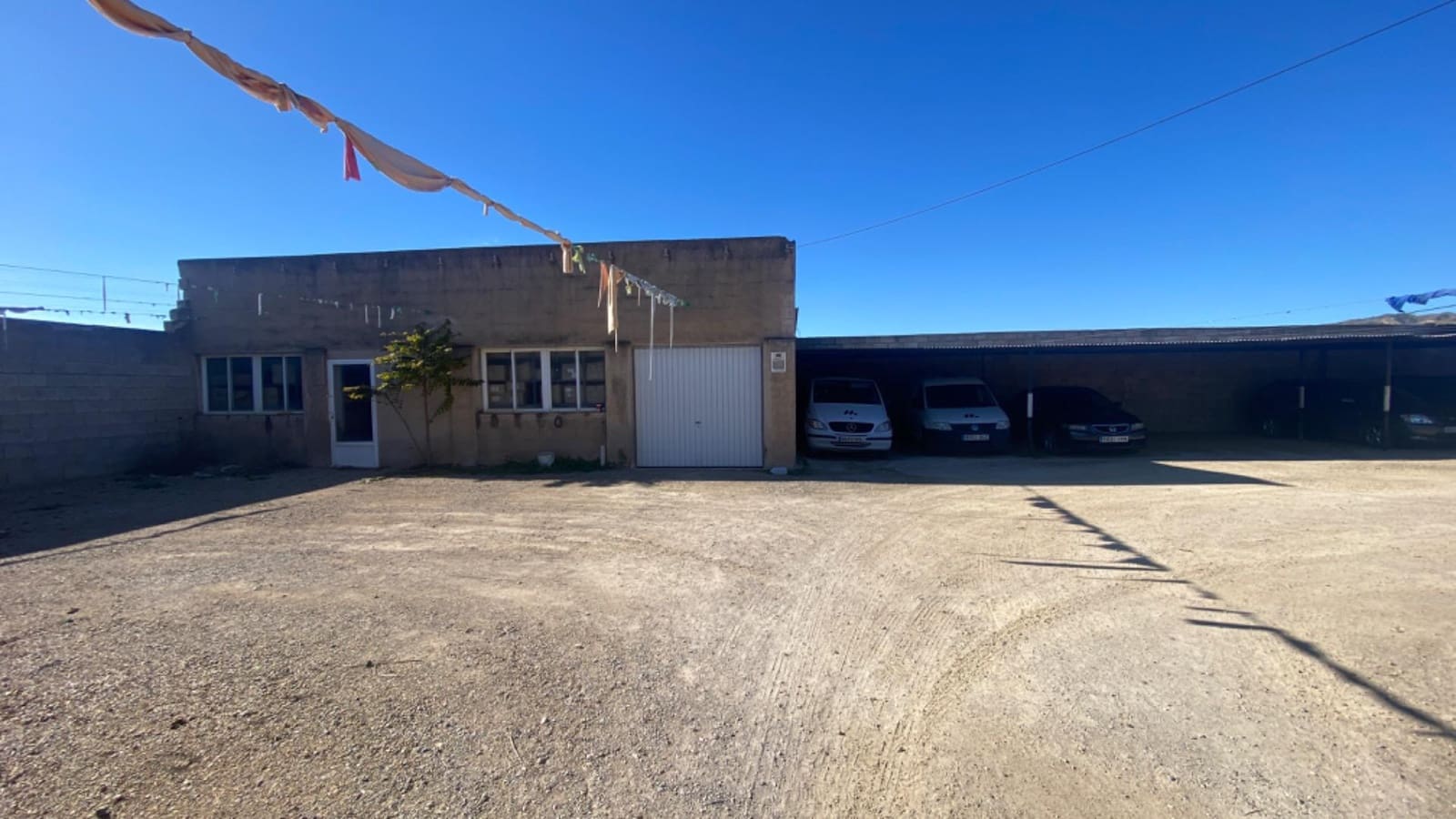 Commercial for sale in Totana - € 100,000 (Ref: 9470477)