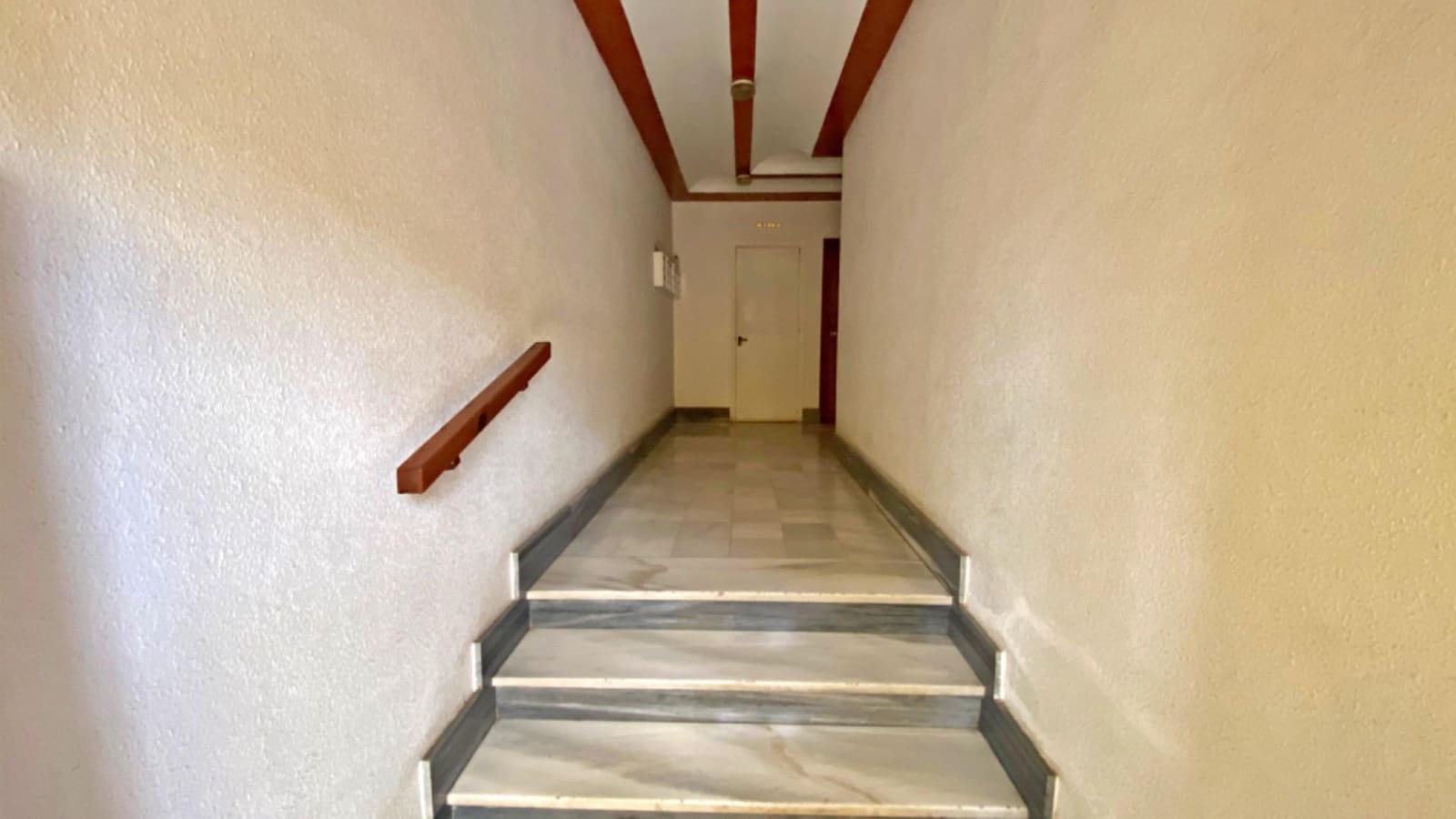 3 slaapkamer Flat te koop in Totana - € 90.000 (Ref: 9481262)