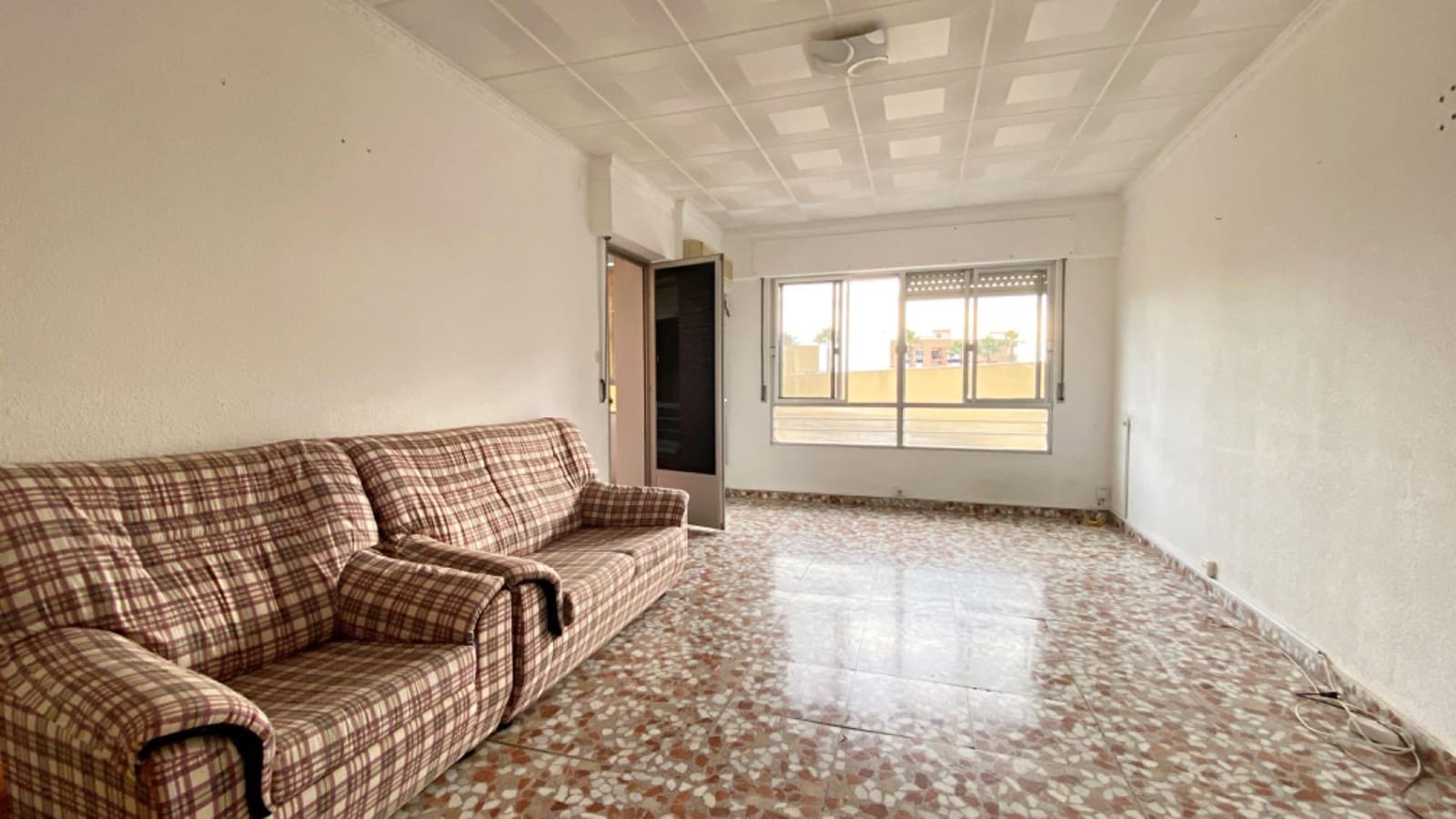3 bedroom Flat for sale in Totana - € 90,000 (Ref: 9481262)