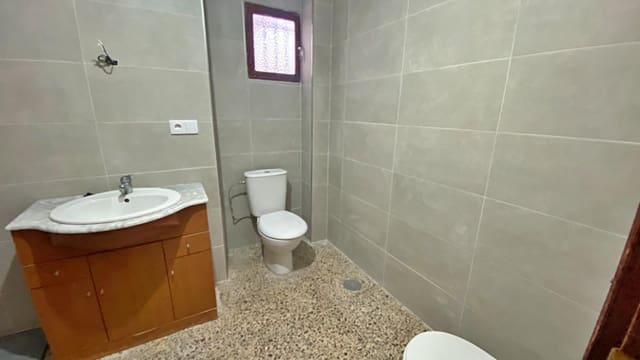 4 slaapkamer Flat te koop in Totana met garage - € 99.500 (Ref: 9765190)