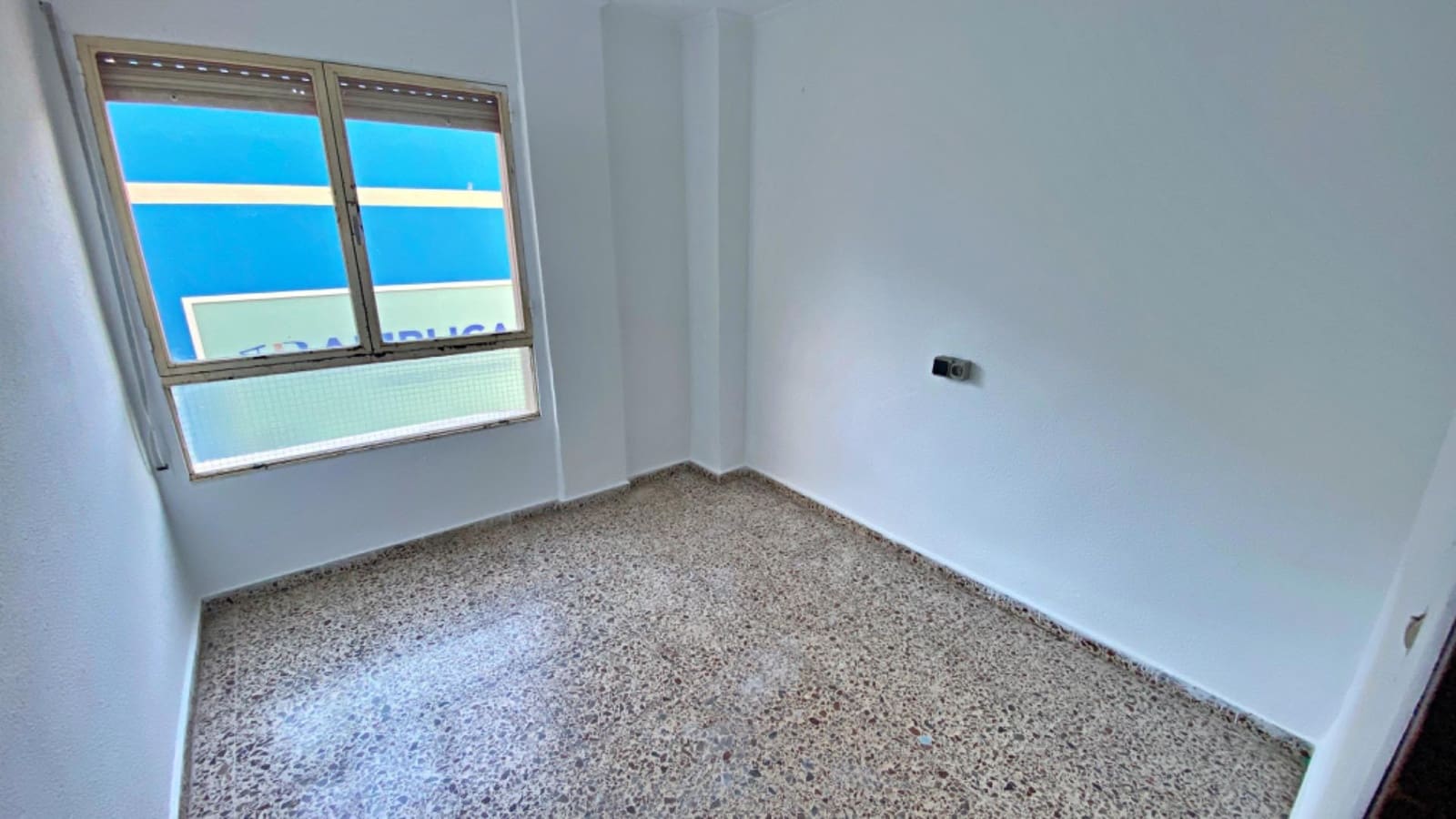 4 bedroom Flat for sale in Totana with garage - € 99,500 (Ref: 9765190)