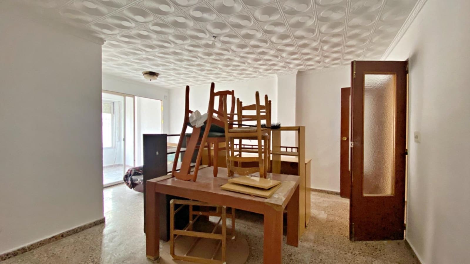 4 bedroom Flat for sale in Totana with garage - € 99,500 (Ref: 9765190)