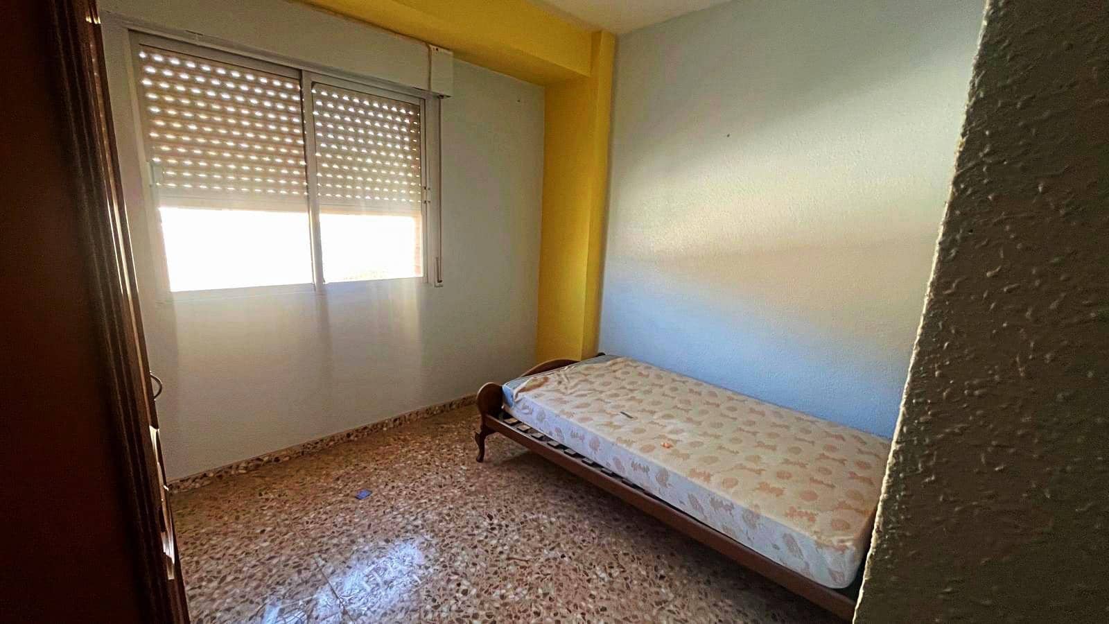 3 bedroom Apartment for sale in Totana with garage - € 130,000 (Ref: 9765193)