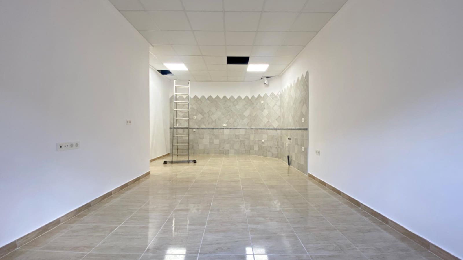 3 bedroom Apartment for sale in Totana with garage - € 120,000 (Ref: 9765197)