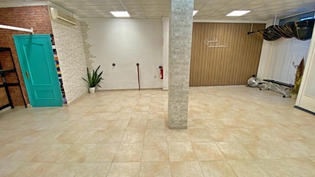 Commercial for rent in Totana - € 425 (Ref: 9765203)