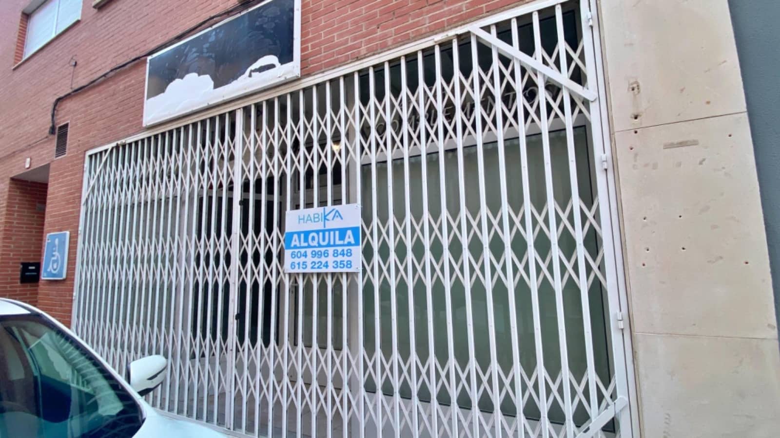 Commercial for rent in Totana - € 425 (Ref: 9765203)