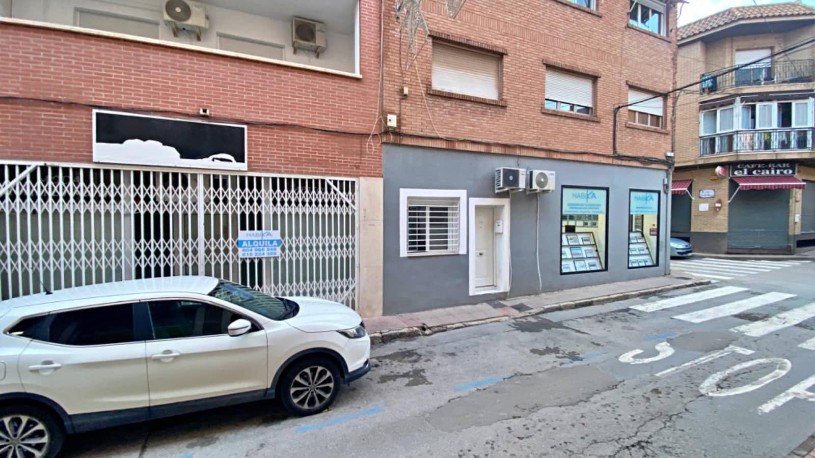 Commercial for rent in Totana - € 425 (Ref: 9765203)