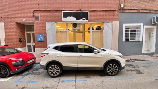 Commercial for rent in Totana - € 425 (Ref: 9765203)