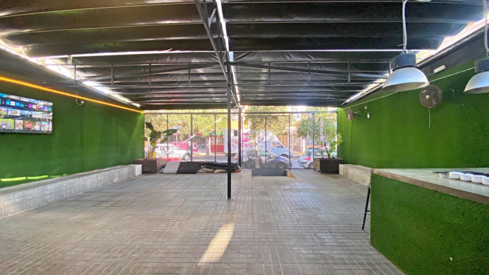 Erhverv til salg i Playa de San Juan - € 650.000 (Ref: 9765204)