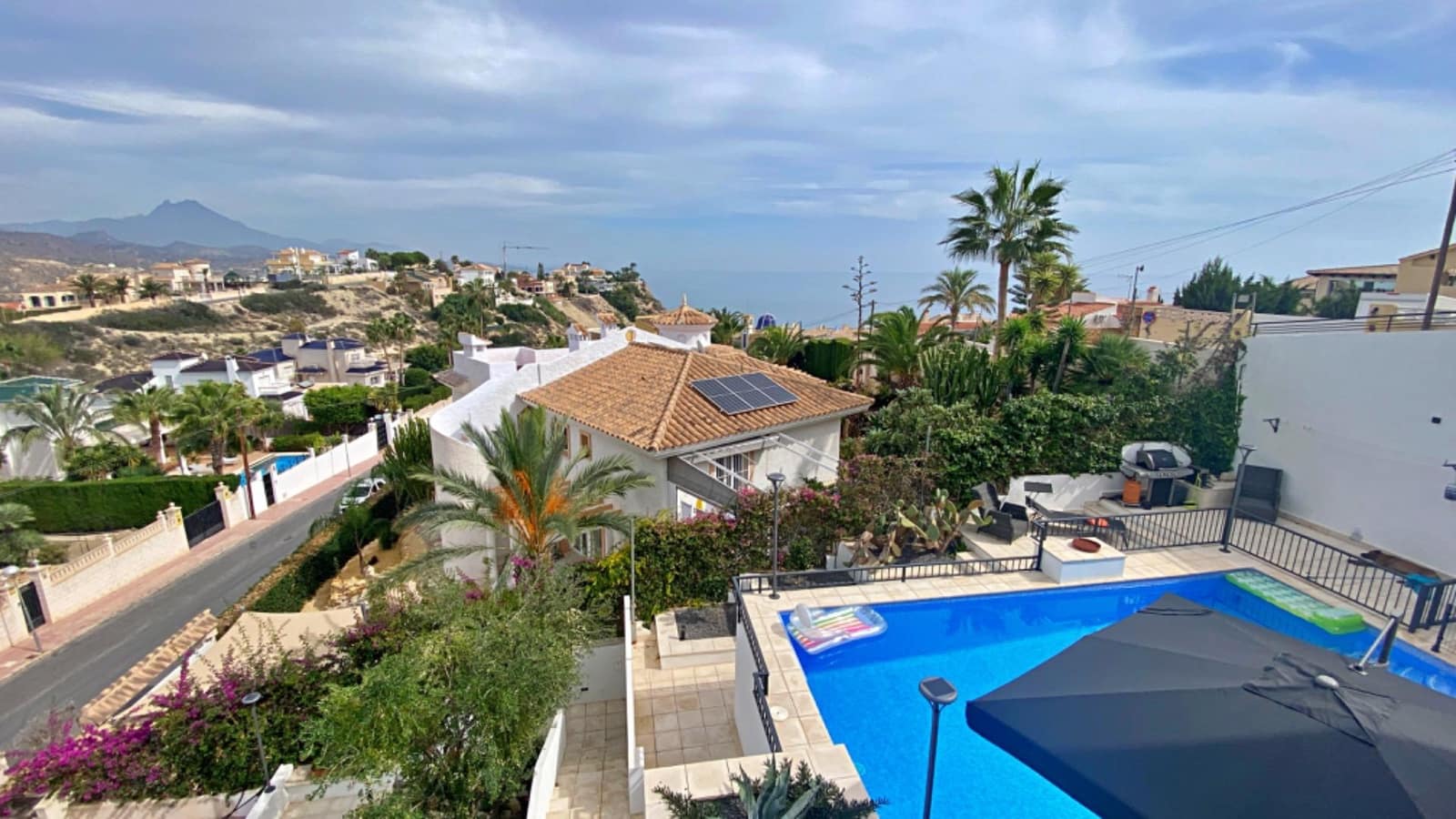 4 chambre Villa/Maison à vendre à El Campello avec piscine - 798 000 € (Ref: 9765210)