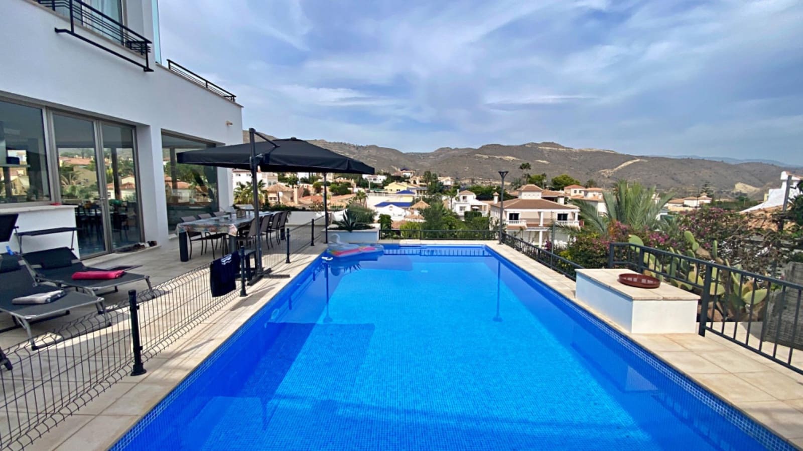 4 chambre Villa/Maison à vendre à El Campello avec piscine - 798 000 € (Ref: 9765210)