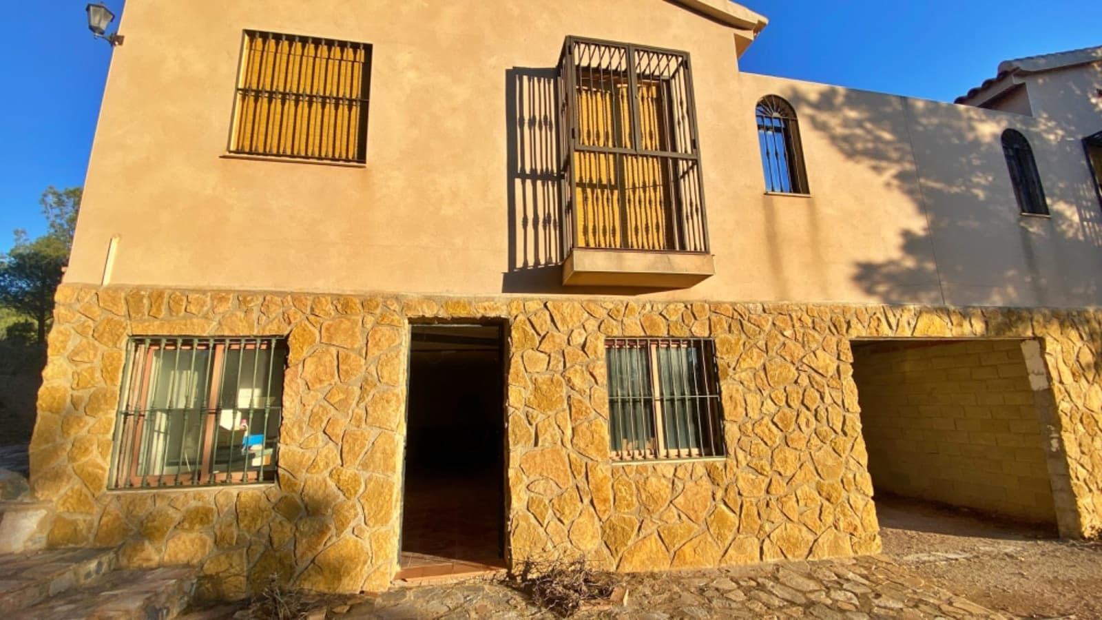 4 slaapkamer Villa te koop in Aledo - € 230.000 (Ref: 9765217)