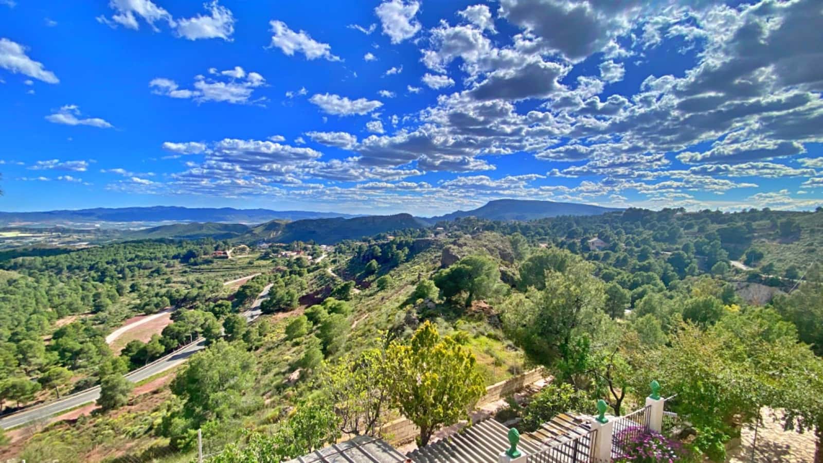 4 soveværelse Villa til salg i Aledo med swimmingpool - € 299.900 (Ref: 9780674)