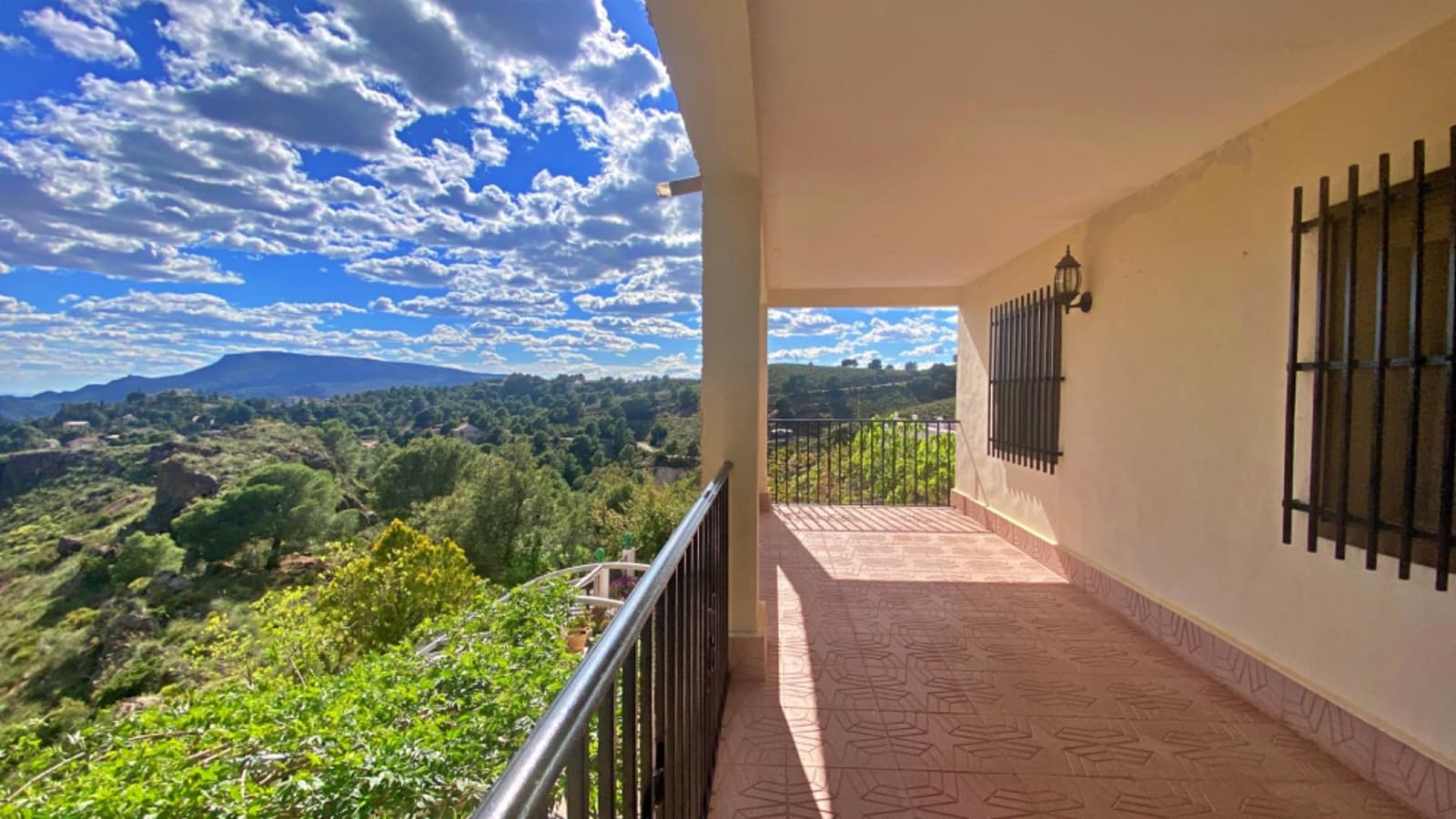 4 soveværelse Villa til salg i Aledo med swimmingpool - € 299.900 (Ref: 9780674)