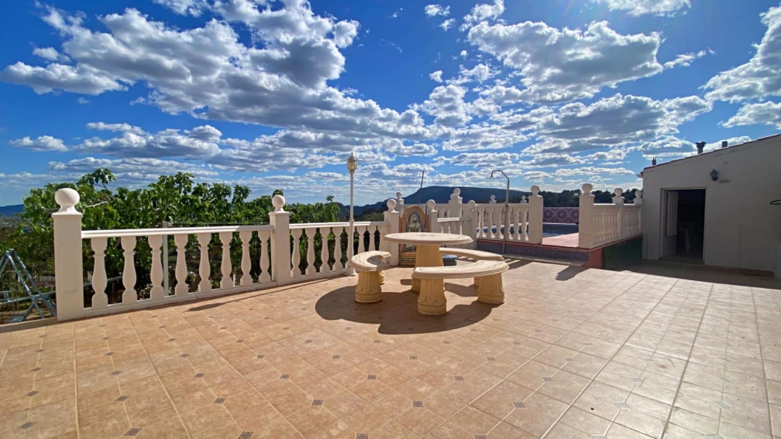 4 soveværelse Villa til salg i Aledo med swimmingpool - € 299.900 (Ref: 9780674)