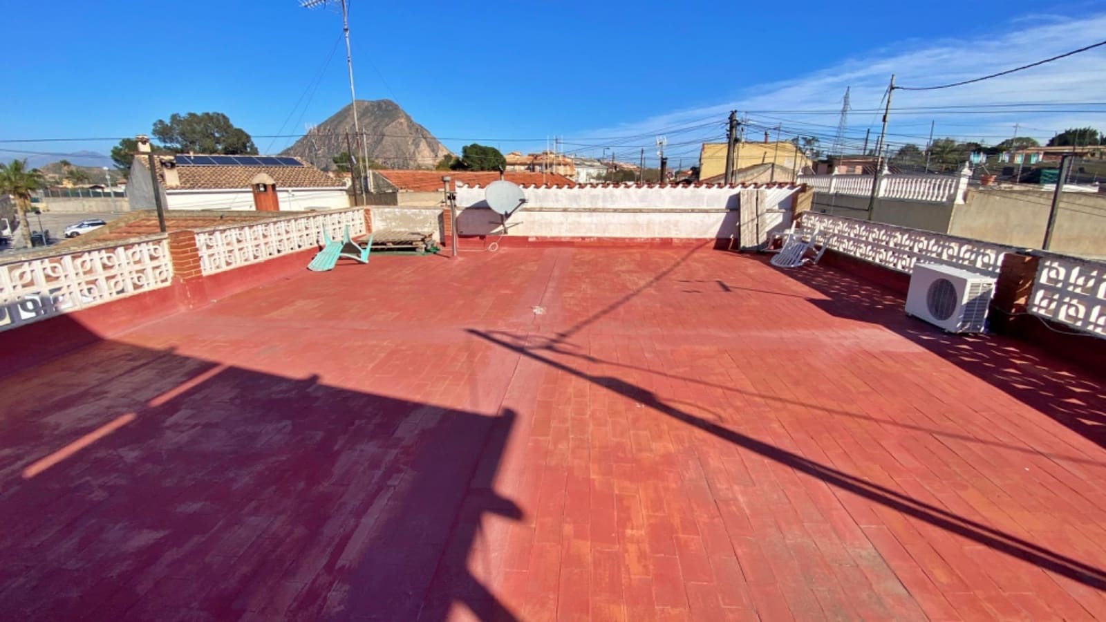 4 bedroom Townhouse for sale in Rebolledo with garage - € 249,000 (Ref: 9780675)