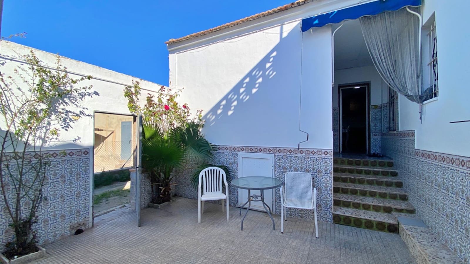 4 bedroom Townhouse for sale in Rebolledo with garage - € 249,000 (Ref: 9780675)