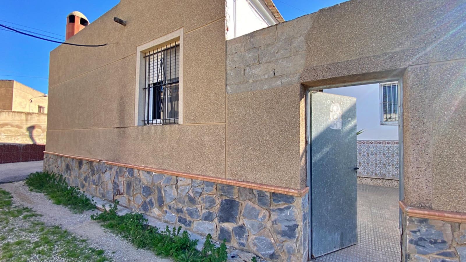 4 bedroom Townhouse for sale in Rebolledo with garage - € 249,000 (Ref: 9780675)