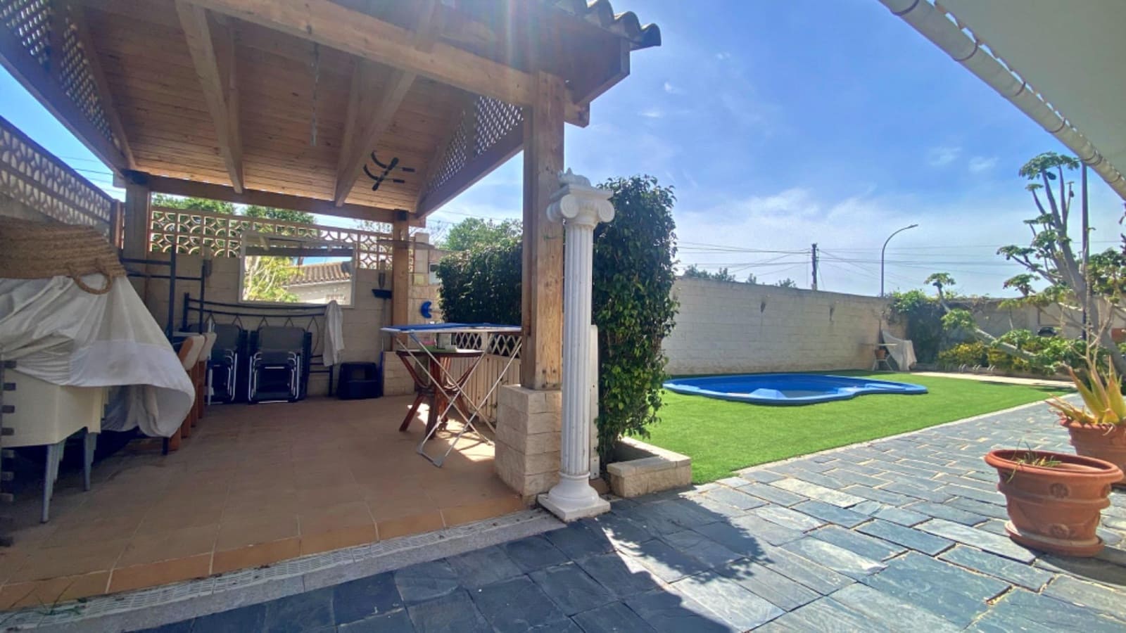 4 chambre Villa/Maison à vendre à Playa de Muchavista avec piscine garage - 650 000 € (Ref: 9794751)