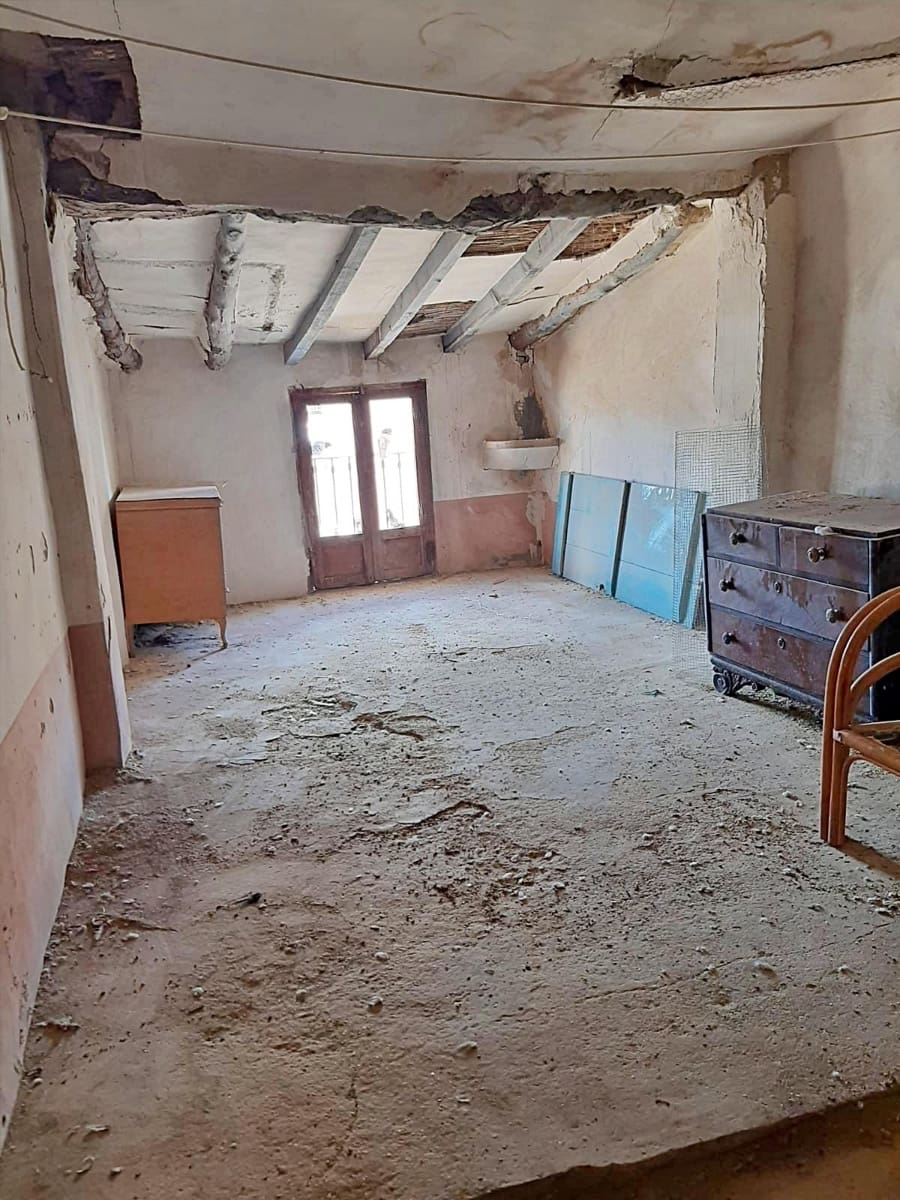 2 quarto Casa em Banda para venda em Jijona / Xixona - 42 000 € (Ref: 9794752)