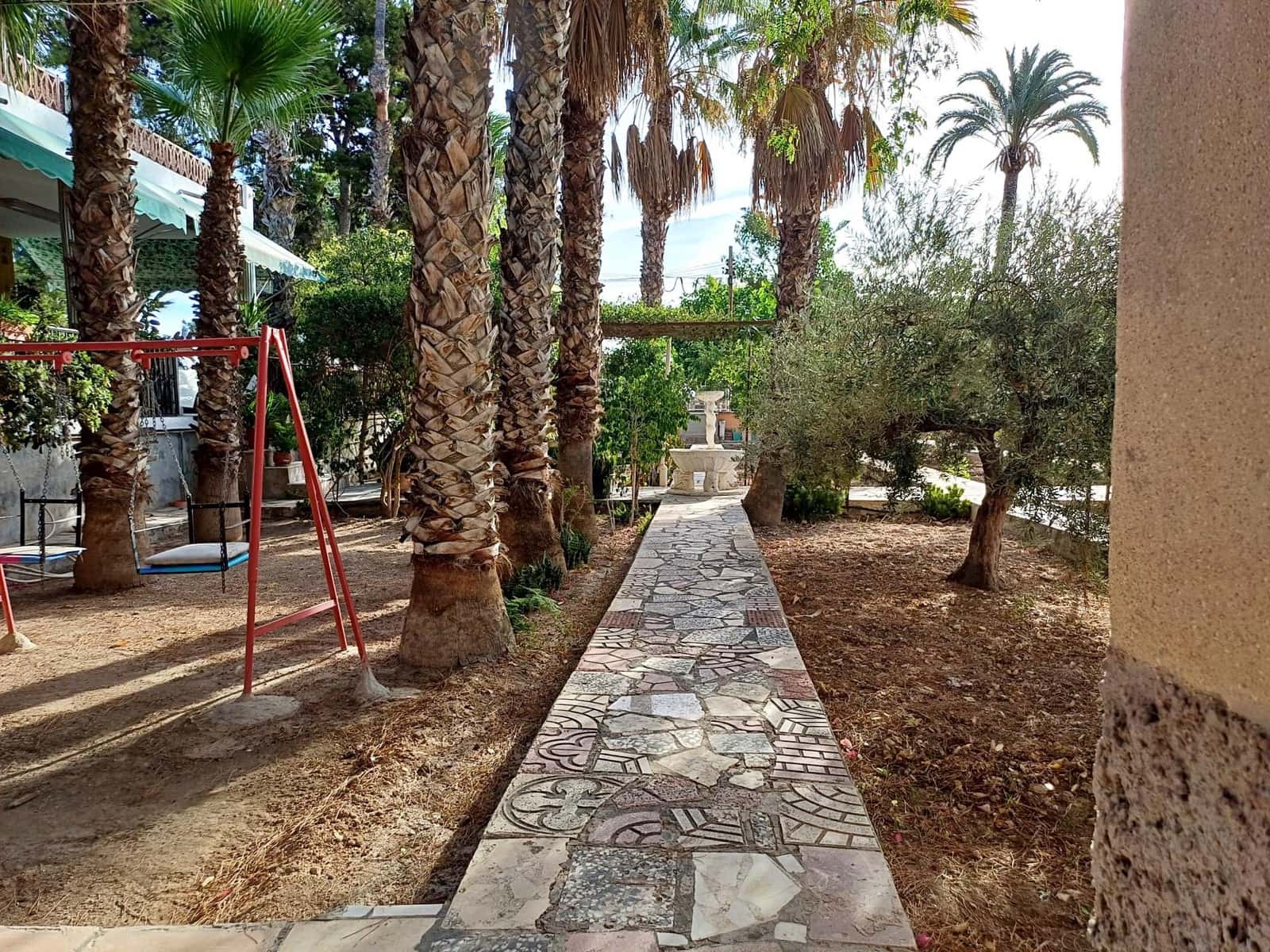 4 quarto Moradia para venda em Elche / Elx - 355 000 € (Ref: 9804389)