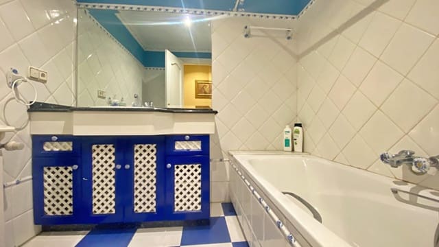 2 soverom Leilighet til salgs i Alicante by - € 429 900 (Ref: 9815935)