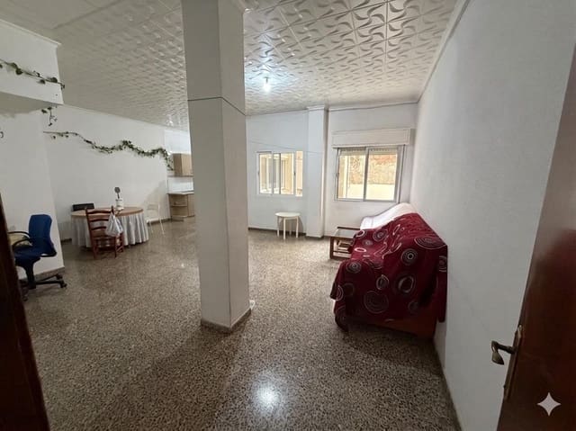 4 makuuhuone Huoneisto myytävänä paikassa Totana - 160 000 € (Ref: 9831625)