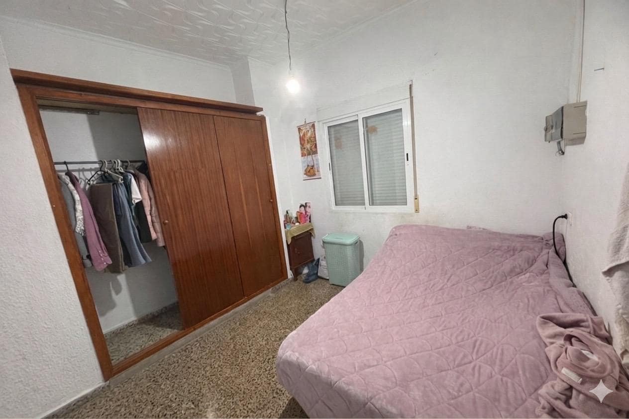 4 bedroom Apartment for sale in Totana - € 160,000 (Ref: 9831625)