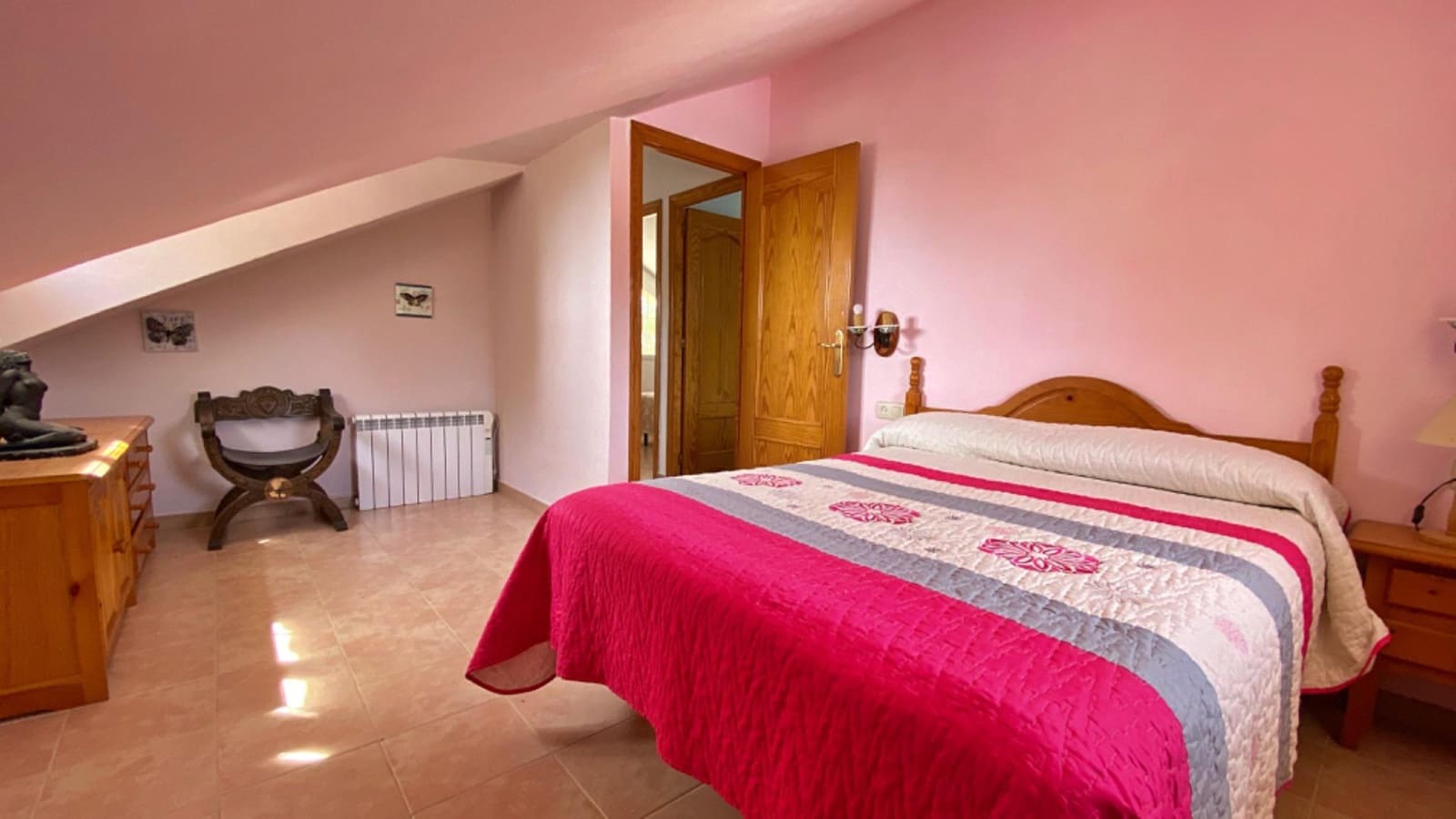 4 bedroom Villa for sale in Totana with pool - € 300,000 (Ref: 9839644)