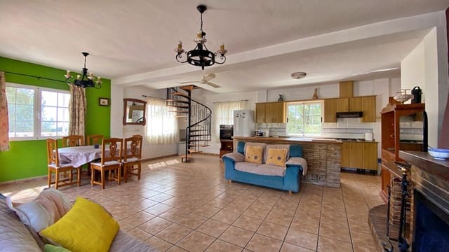 4 sovrum Villa till salu i Totana med pool - 300 000 € (Ref: 9839644)