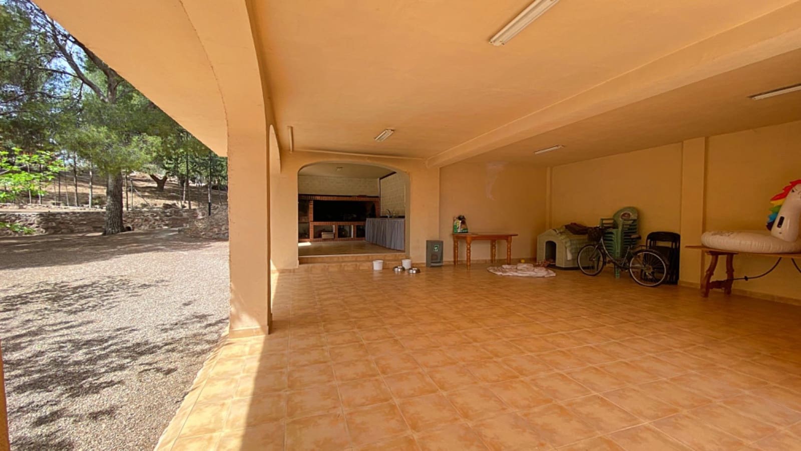 4 bedroom Villa for sale in Totana with pool - € 300,000 (Ref: 9839644)