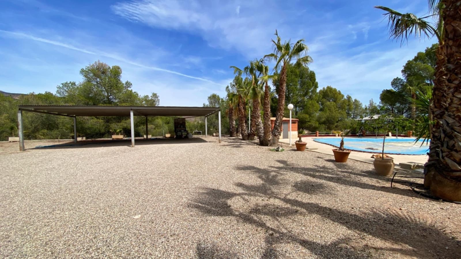4 bedroom Villa for sale in Totana with pool - € 300,000 (Ref: 9839644)