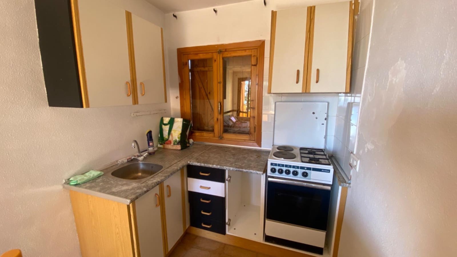 5 bedroom Terraced Villa for sale in Aledo - € 74,900 (Ref: 9878951)