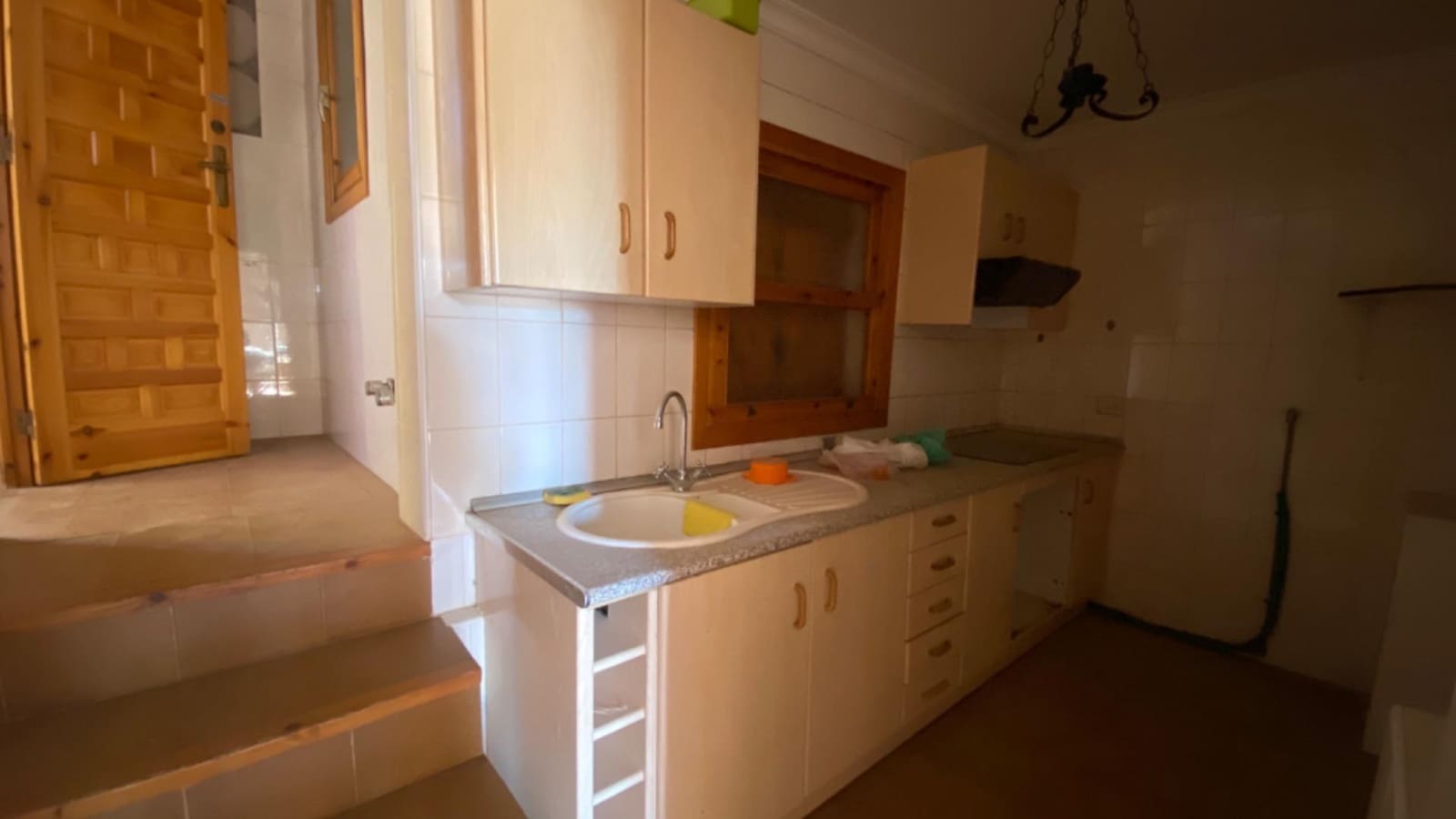 5 bedroom Terraced Villa for sale in Aledo - € 74,900 (Ref: 9878951)