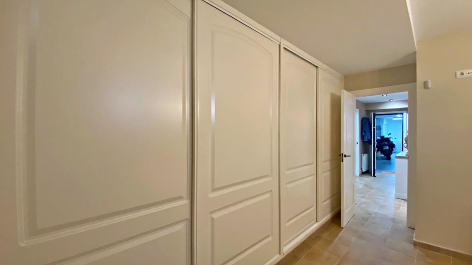 5 chambre Villa/Maison à vendre à Alicante ville avec piscine garage - 1 250 000 € (Ref: 9878952)
