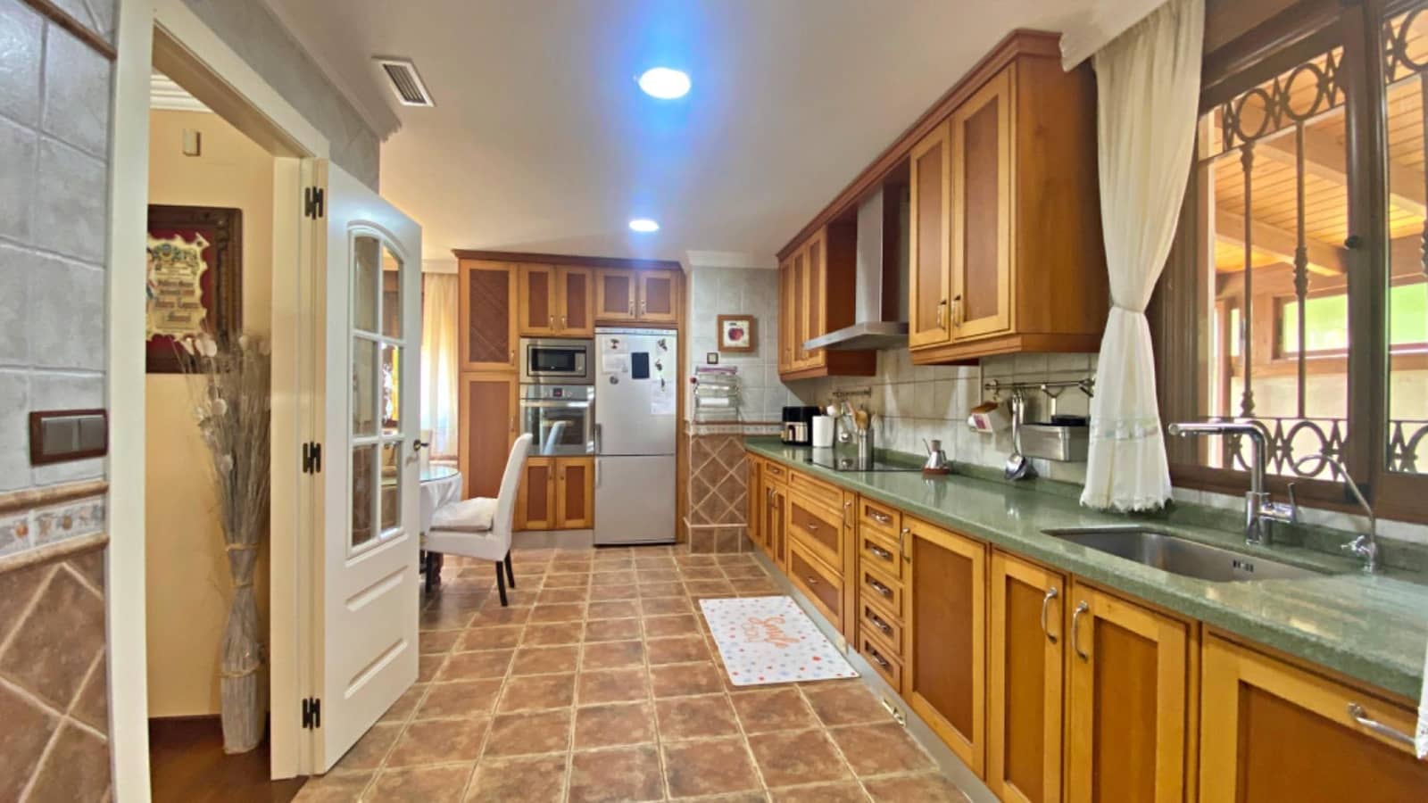 5 chambre Villa/Maison à vendre à Alicante ville avec piscine garage - 1 250 000 € (Ref: 9878952)
