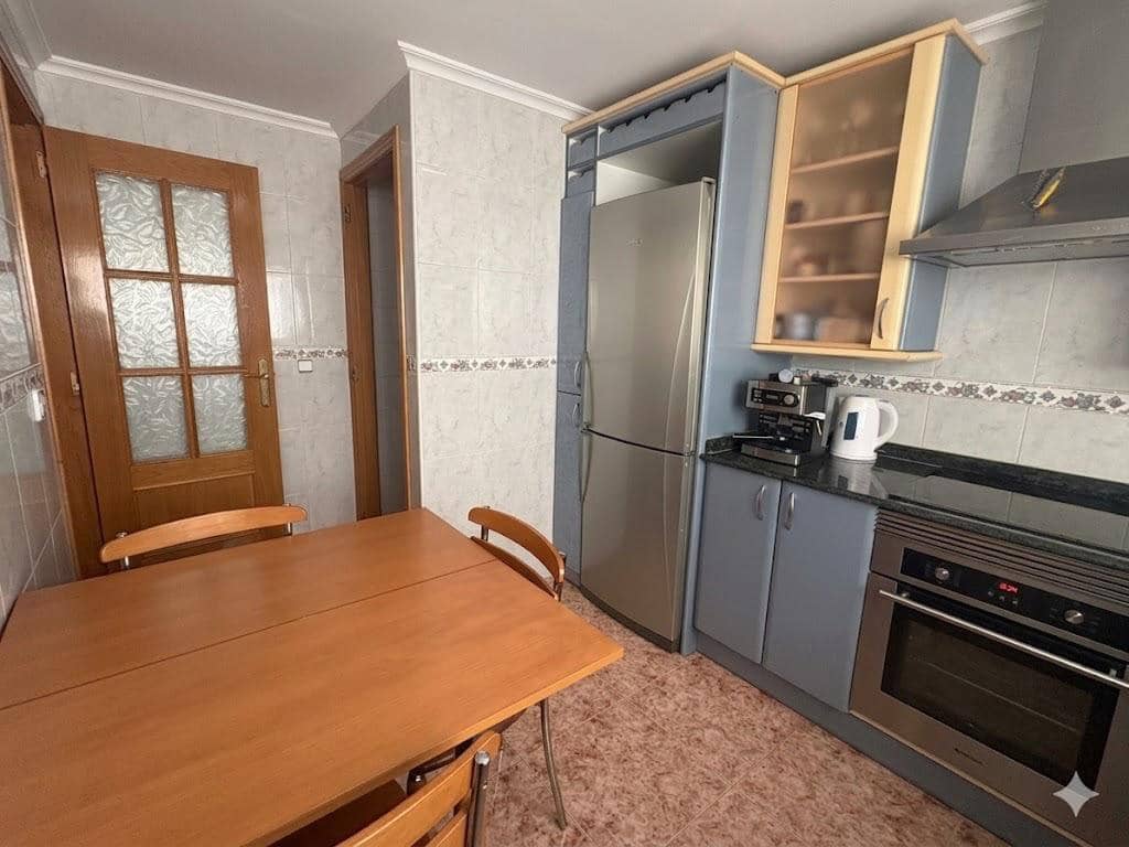 4 bedroom Apartment for sale in San Jose de la Vega - € 165,000 (Ref: 9884914)